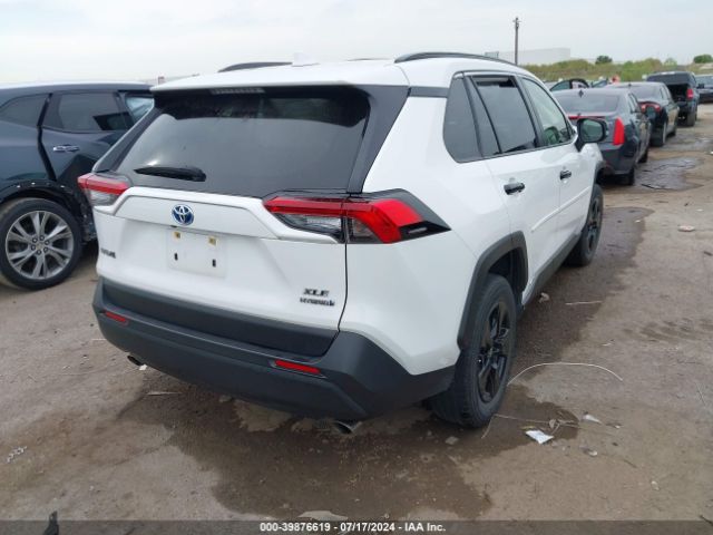 Photo 3 VIN: JTMRWRFV0MD124880 - TOYOTA RAV4 