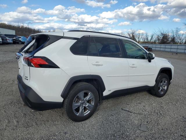 Photo 2 VIN: JTMRWRFV0ND151157 - TOYOTA RAV4 XLE 