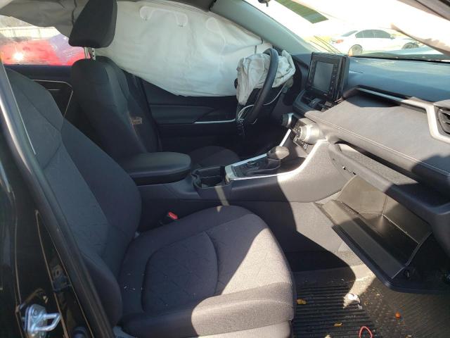 Photo 4 VIN: JTMRWRFV3MJ053983 - TOYOTA RAV4 XLE 