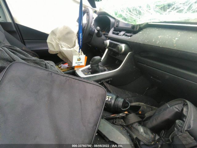 Photo 4 VIN: JTMRWRFV4KD010183 - TOYOTA RAV4 