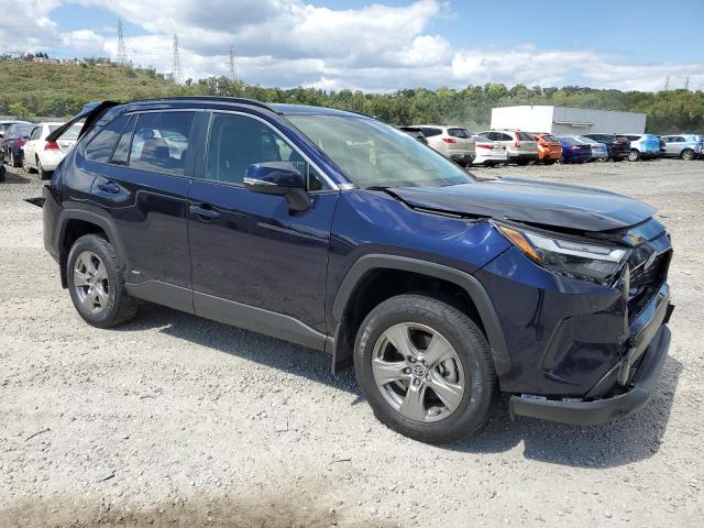 Photo 3 VIN: JTMRWRFV4RD227078 - TOYOTA RAV4 XLE 