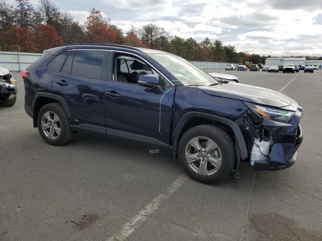 Photo 3 VIN: JTMRWRFV5PD172220 - TOYOTA RAV4 XLE 