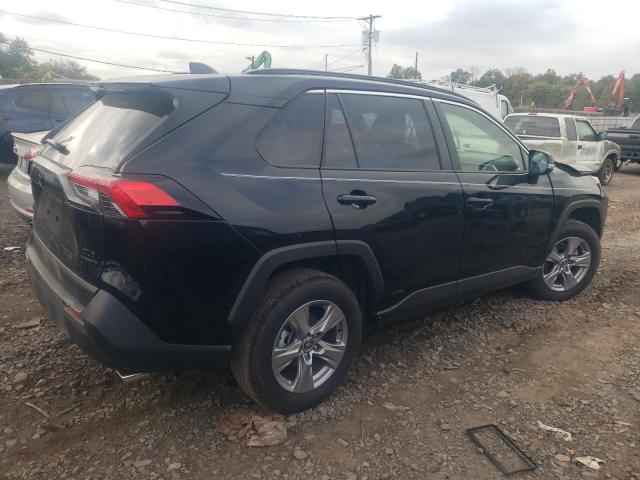 Photo 2 VIN: JTMRWRFV5RD213271 - TOYOTA RAV4 XLE 