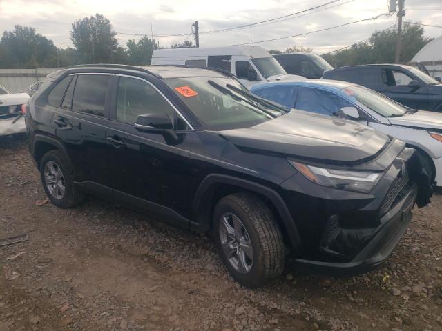 Photo 3 VIN: JTMRWRFV5RD213271 - TOYOTA RAV4 XLE 