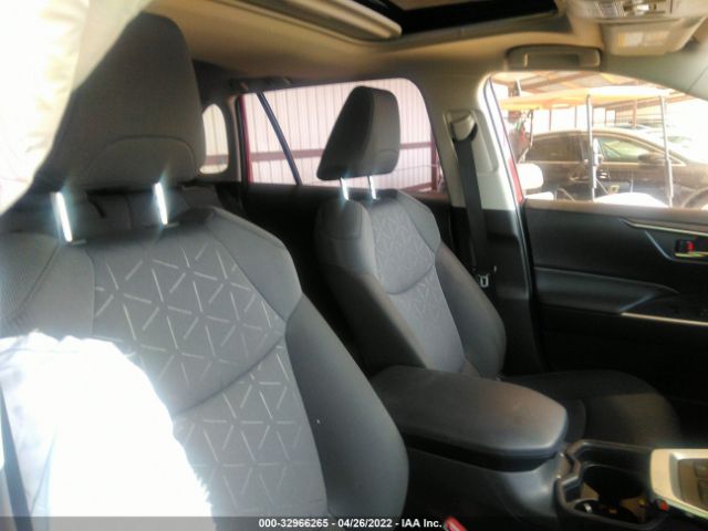 Photo 4 VIN: JTMRWRFV7LJ045173 - TOYOTA RAV4 