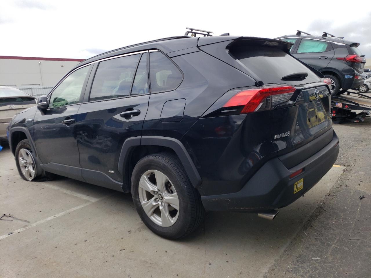 Photo 1 VIN: JTMRWRFV7MD128702 - TOYOTA RAV 4 