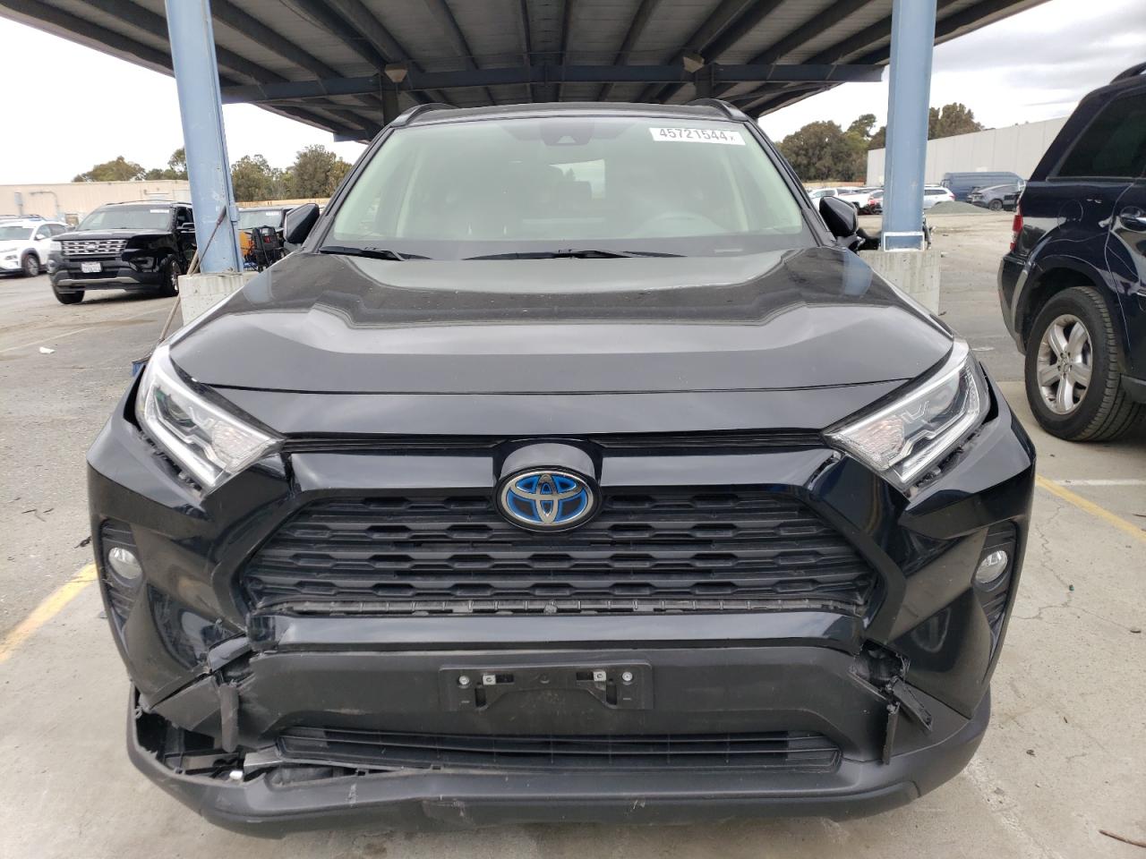 Photo 4 VIN: JTMRWRFV7MD128702 - TOYOTA RAV 4 