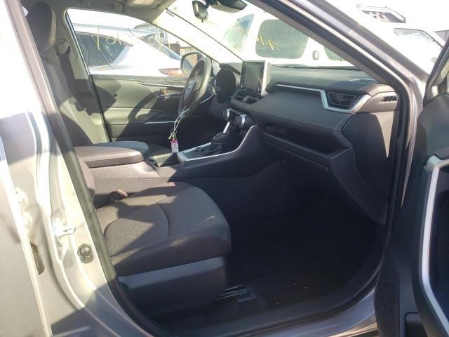 Photo 4 VIN: JTMRWRFV9LD049370 - TOYOTA RAV4 XLE 