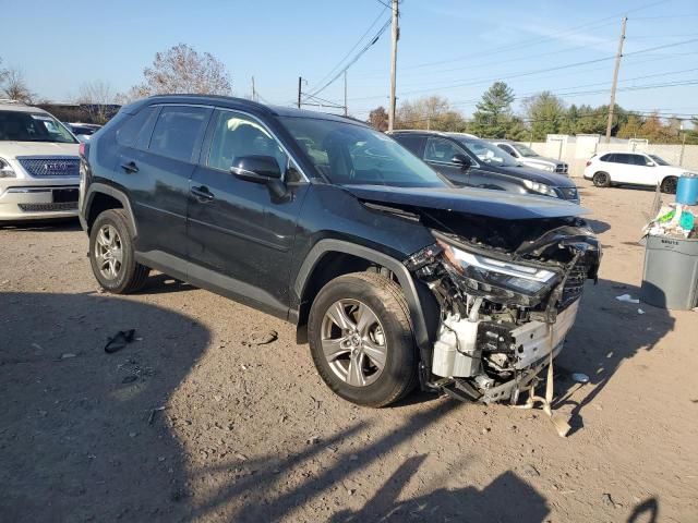 Photo 3 VIN: JTMRWRFV9PD183849 - TOYOTA RAV4 XLE 