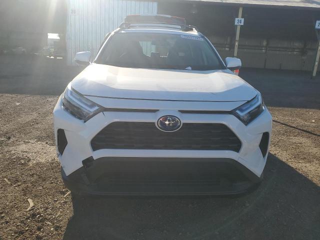 Photo 4 VIN: JTMRWRFV9PD195841 - TOYOTA RAV4 