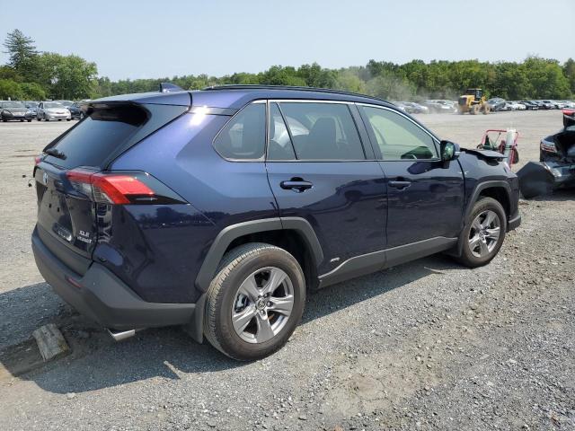 Photo 2 VIN: JTMRWRFVXPD189353 - TOYOTA RAV4 XLE 