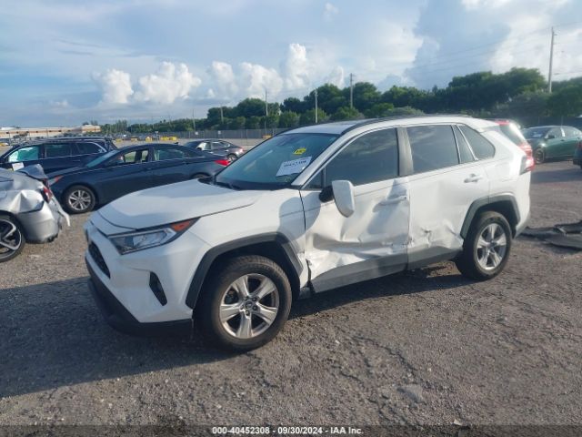 Photo 1 VIN: JTMW1RFV1KD015701 - TOYOTA RAV4 