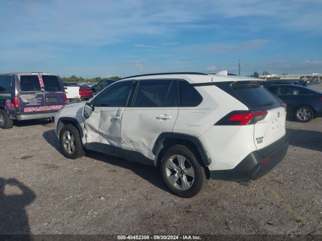 Photo 2 VIN: JTMW1RFV1KD015701 - TOYOTA RAV4 