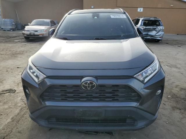 Photo 4 VIN: JTMW1RFV3KD003453 - TOYOTA RAV4 XLE 