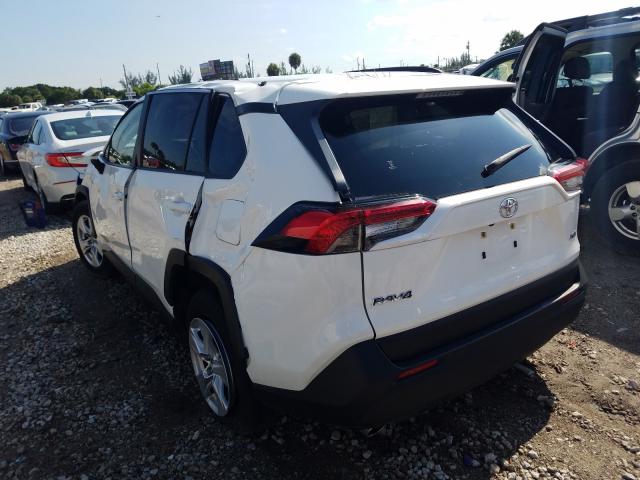 Photo 2 VIN: JTMW1RFV3KD011908 - TOYOTA RAV4 XLE 