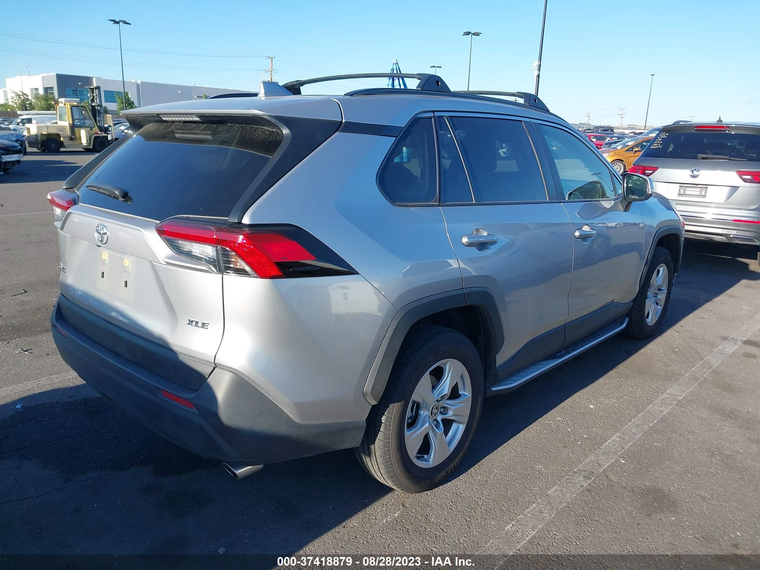 Photo 3 VIN: JTMW1RFV3LJ017338 - TOYOTA RAV 4 