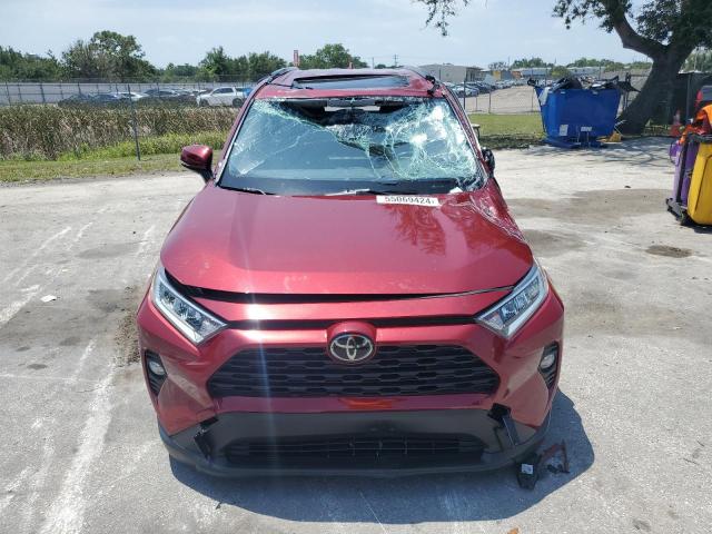 Photo 4 VIN: JTMW1RFV5MD070221 - TOYOTA RAV4 XLE 