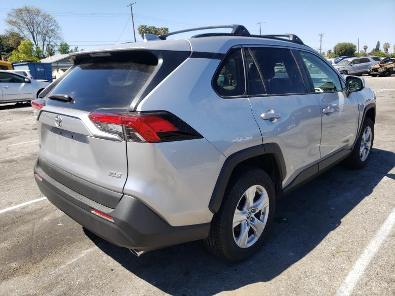 Photo 3 VIN: JTMW1RFV6KJ011516 - TOYOTA RAV4 XLE 