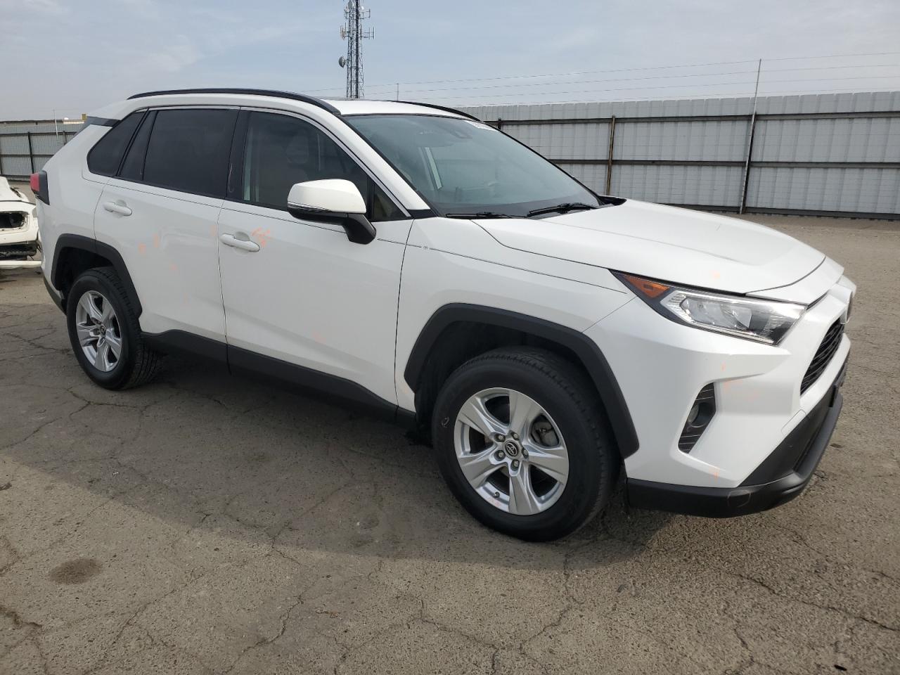 Photo 3 VIN: JTMW1RFV7KD513644 - TOYOTA RAV 4 