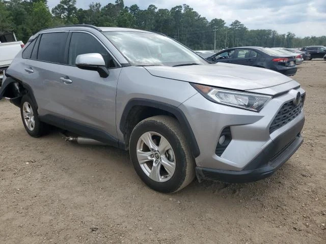 Photo 3 VIN: JTMW1RFV7MD069278 - TOYOTA RAV4 XLE 