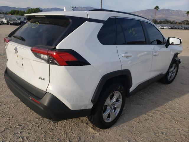 Photo 3 VIN: JTMW1RFV9KD011167 - TOYOTA RAV4 XLE 