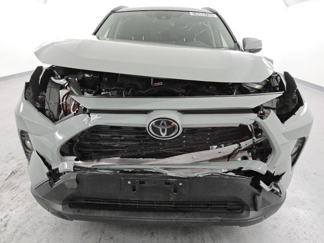 Photo 4 VIN: JTMW1RFV9KD030009 - TOYOTA RAV4 XLE 