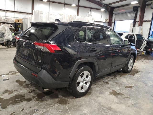 Photo 2 VIN: JTMW1RFV9KD513547 - TOYOTA RAV4 XLE 