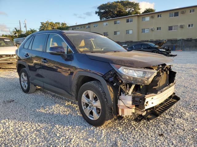 Photo 3 VIN: JTMW1RFV9LJ018056 - TOYOTA RAV4 XLE 