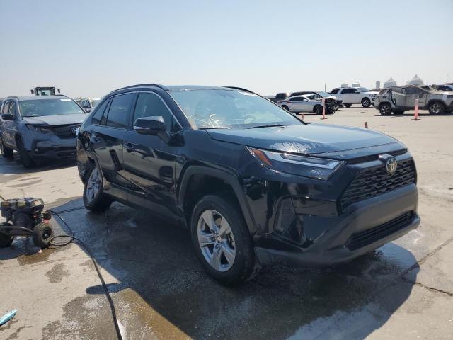 Photo 3 VIN: JTMW1RFV9PD099645 - TOYOTA RAV4 XLE 