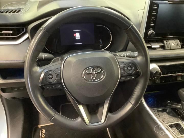 Photo 11 VIN: JTMW23FV00J028920 - TOYOTA RAV 4 SUV 