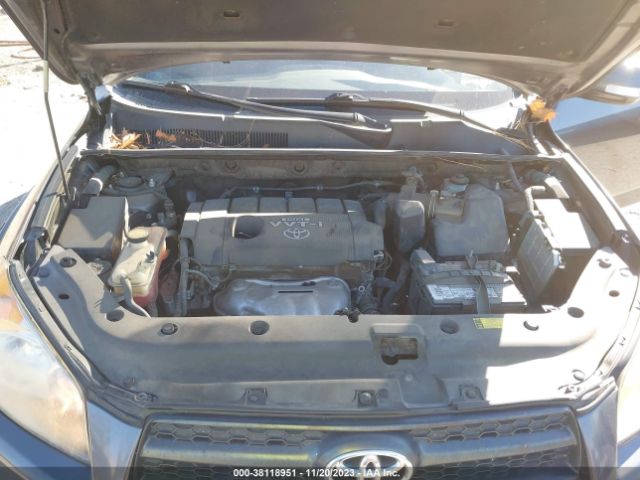 Photo 9 VIN: JTMWF4DV2A5029512 - TOYOTA RAV4 