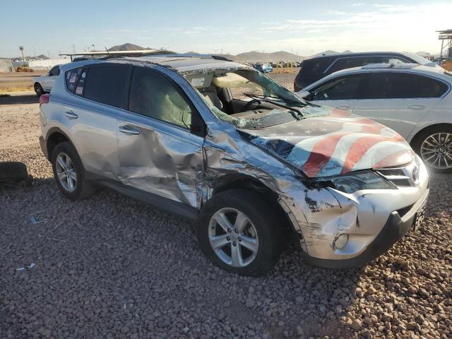 Photo 3 VIN: JTMWFREV0DD003853 - TOYOTA RAV4 XLE 