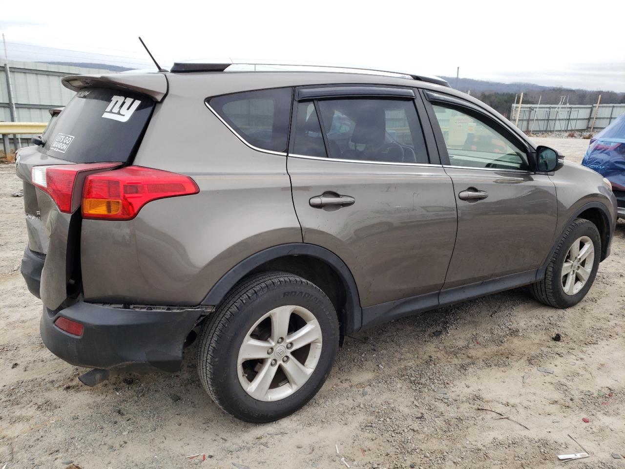 Photo 2 VIN: JTMWFREV0DD011550 - TOYOTA RAV 4 