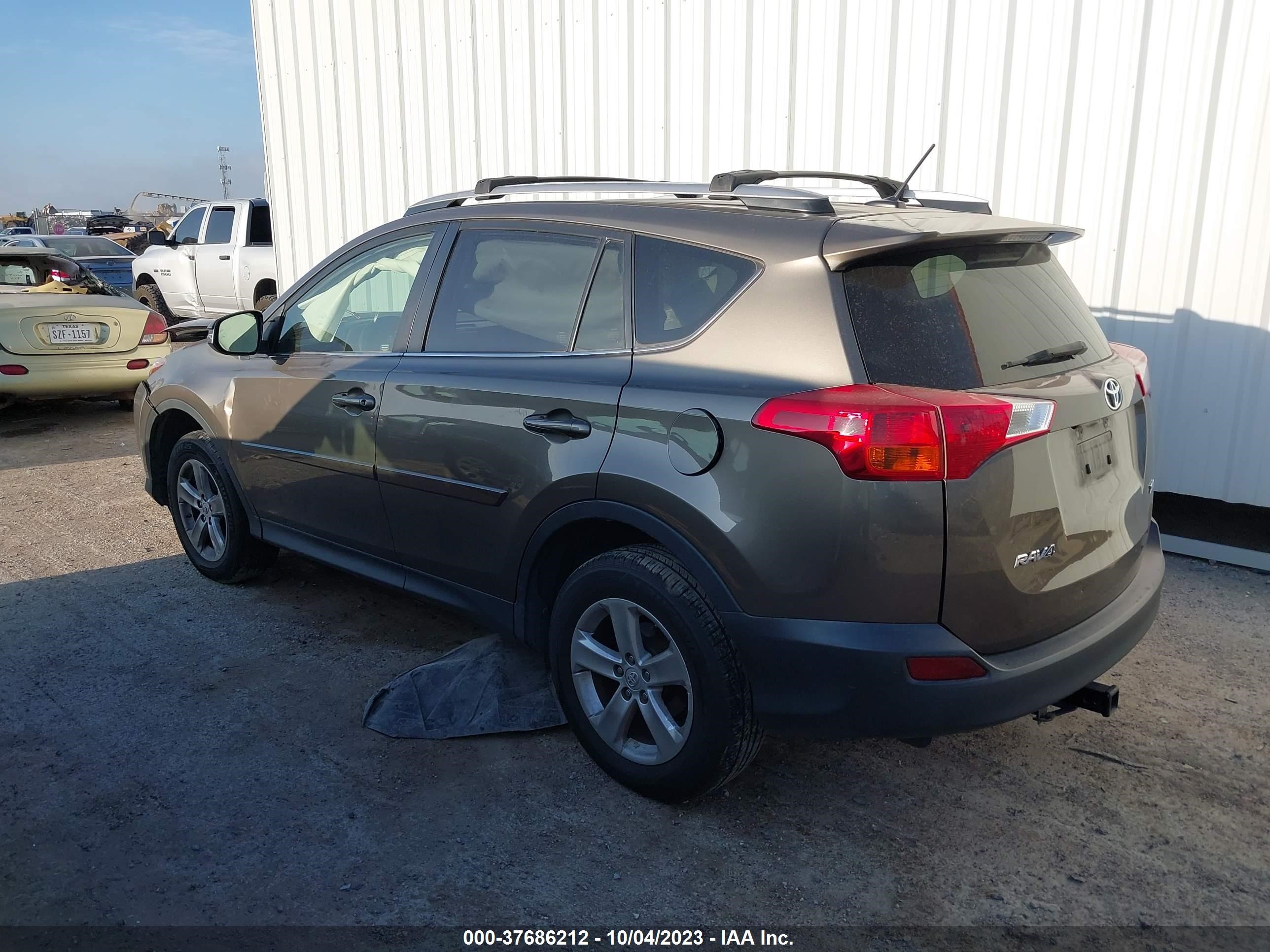 Photo 2 VIN: JTMWFREV0ED037082 - TOYOTA RAV 4 