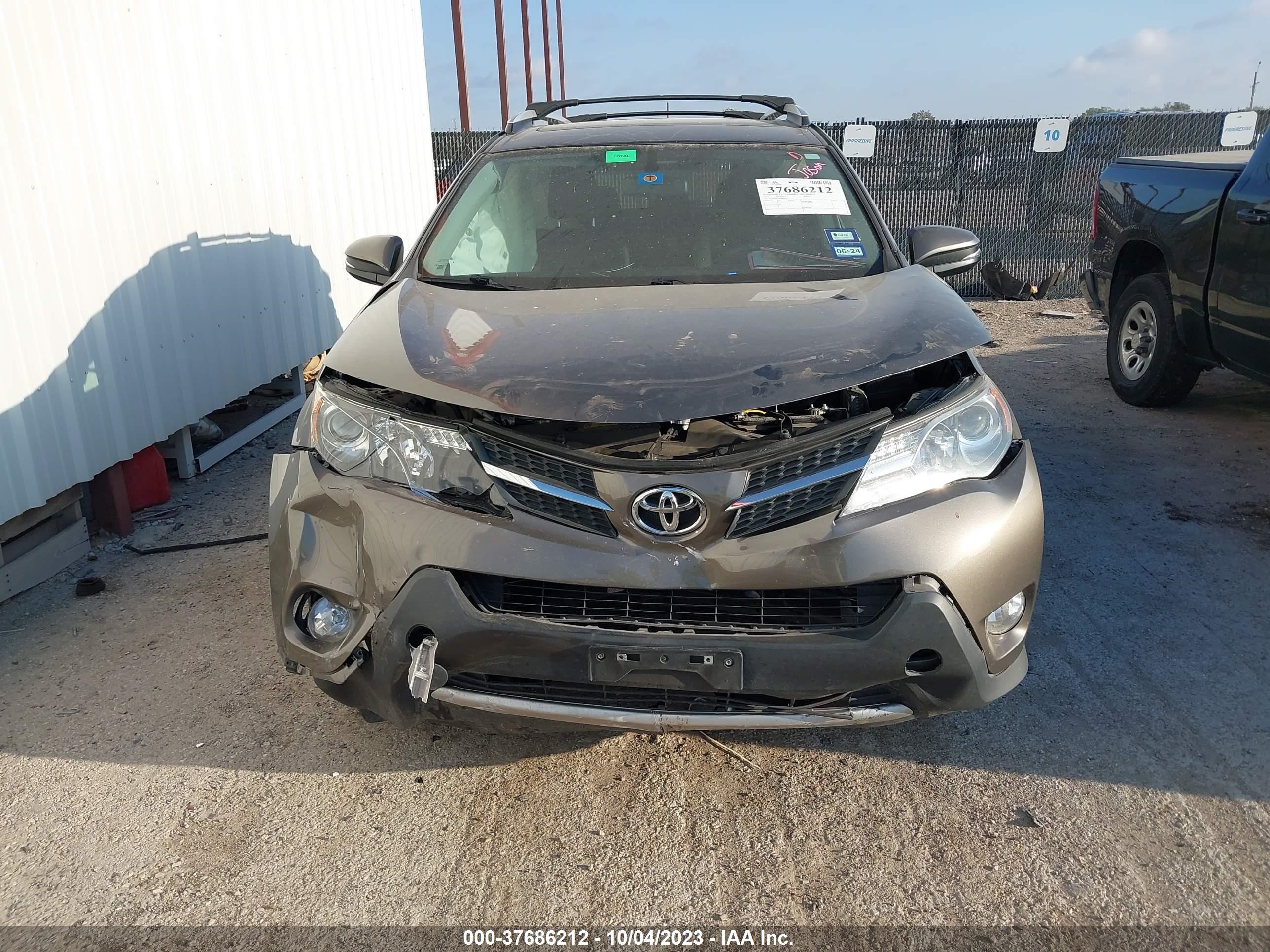 Photo 5 VIN: JTMWFREV0ED037082 - TOYOTA RAV 4 