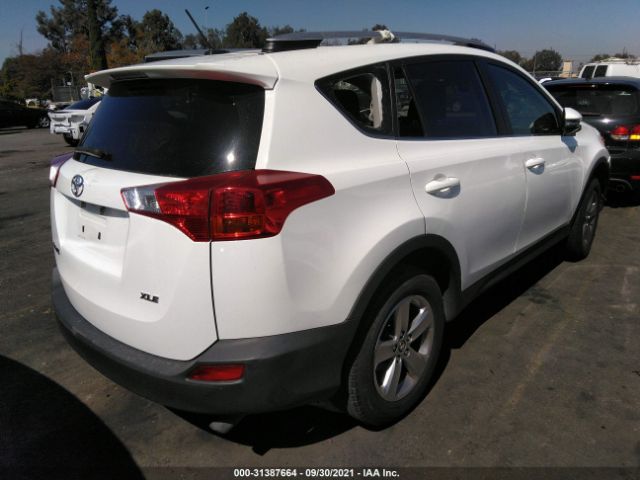 Photo 3 VIN: JTMWFREV0FJ054855 - TOYOTA RAV4 