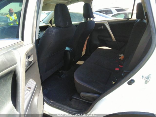 Photo 7 VIN: JTMWFREV0FJ054855 - TOYOTA RAV4 