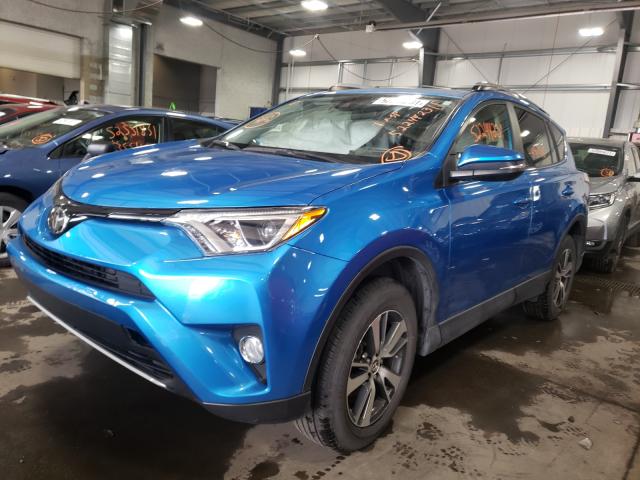 Photo 1 VIN: JTMWFREV0HD094127 - TOYOTA RAV4 XLE 