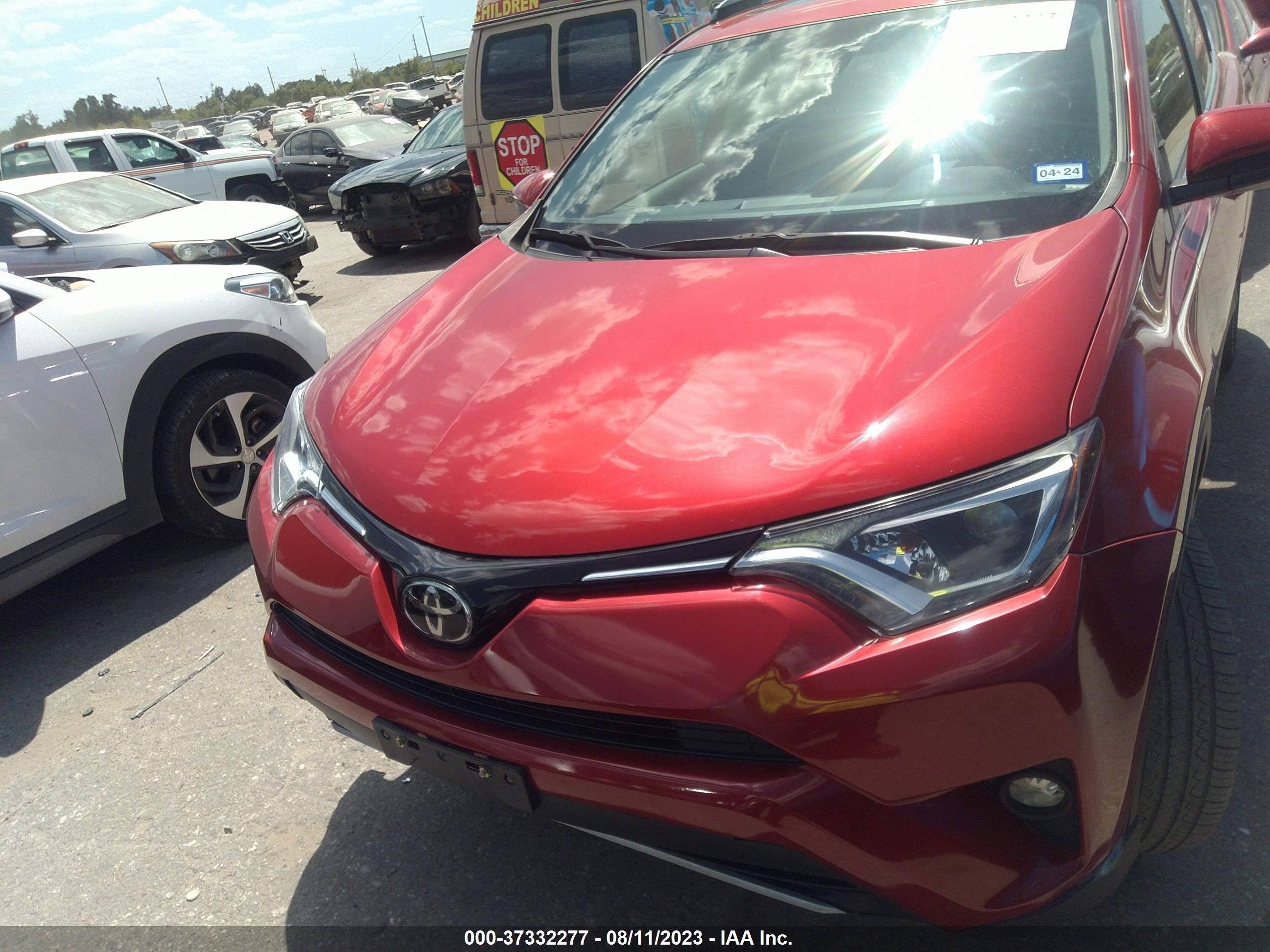 Photo 5 VIN: JTMWFREV0HJ116595 - TOYOTA RAV 4 