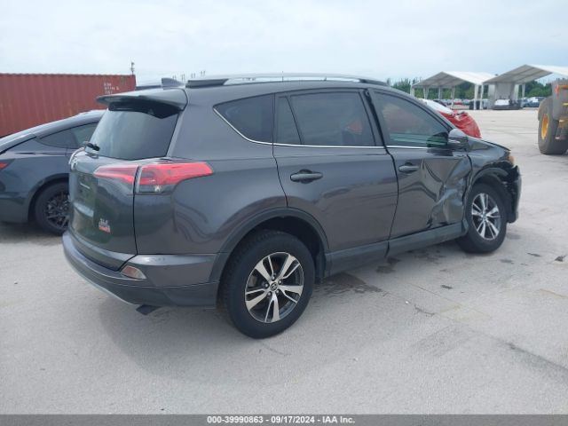 Photo 3 VIN: JTMWFREV0HJ702522 - TOYOTA RAV4 