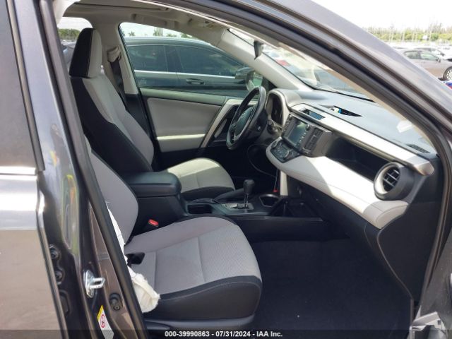 Photo 4 VIN: JTMWFREV0HJ702522 - TOYOTA RAV4 