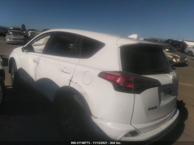 Photo 2 VIN: JTMWFREV0HJ717814 - TOYOTA RAV4 