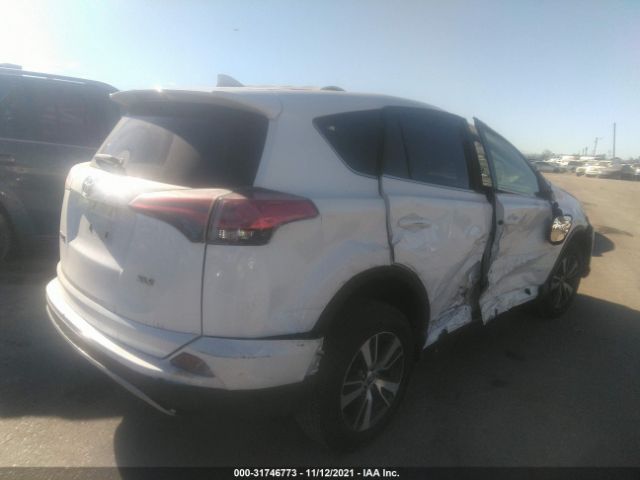 Photo 3 VIN: JTMWFREV0HJ717814 - TOYOTA RAV4 