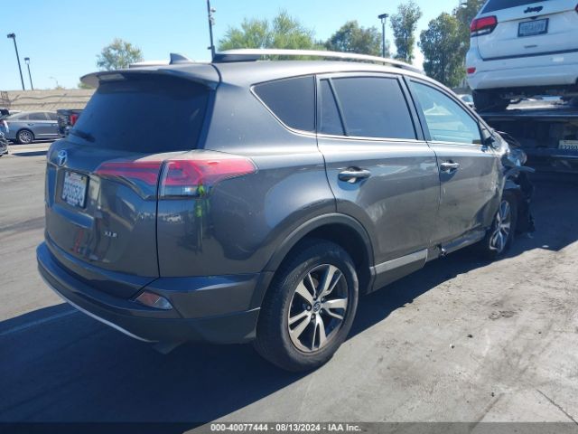 Photo 3 VIN: JTMWFREV0JJ731847 - TOYOTA RAV4 