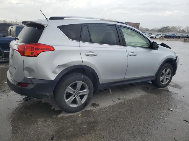 Photo 2 VIN: JTMWFREV1FD066396 - TOYOTA RAV4 XLE 