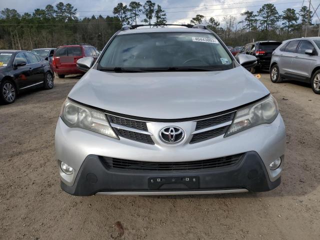 Photo 4 VIN: JTMWFREV1FJ044321 - TOYOTA RAV4 XLE 