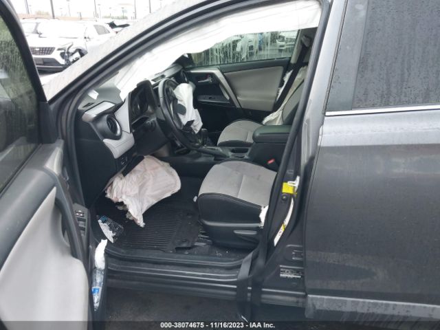 Photo 4 VIN: JTMWFREV1GJ072878 - TOYOTA RAV4 