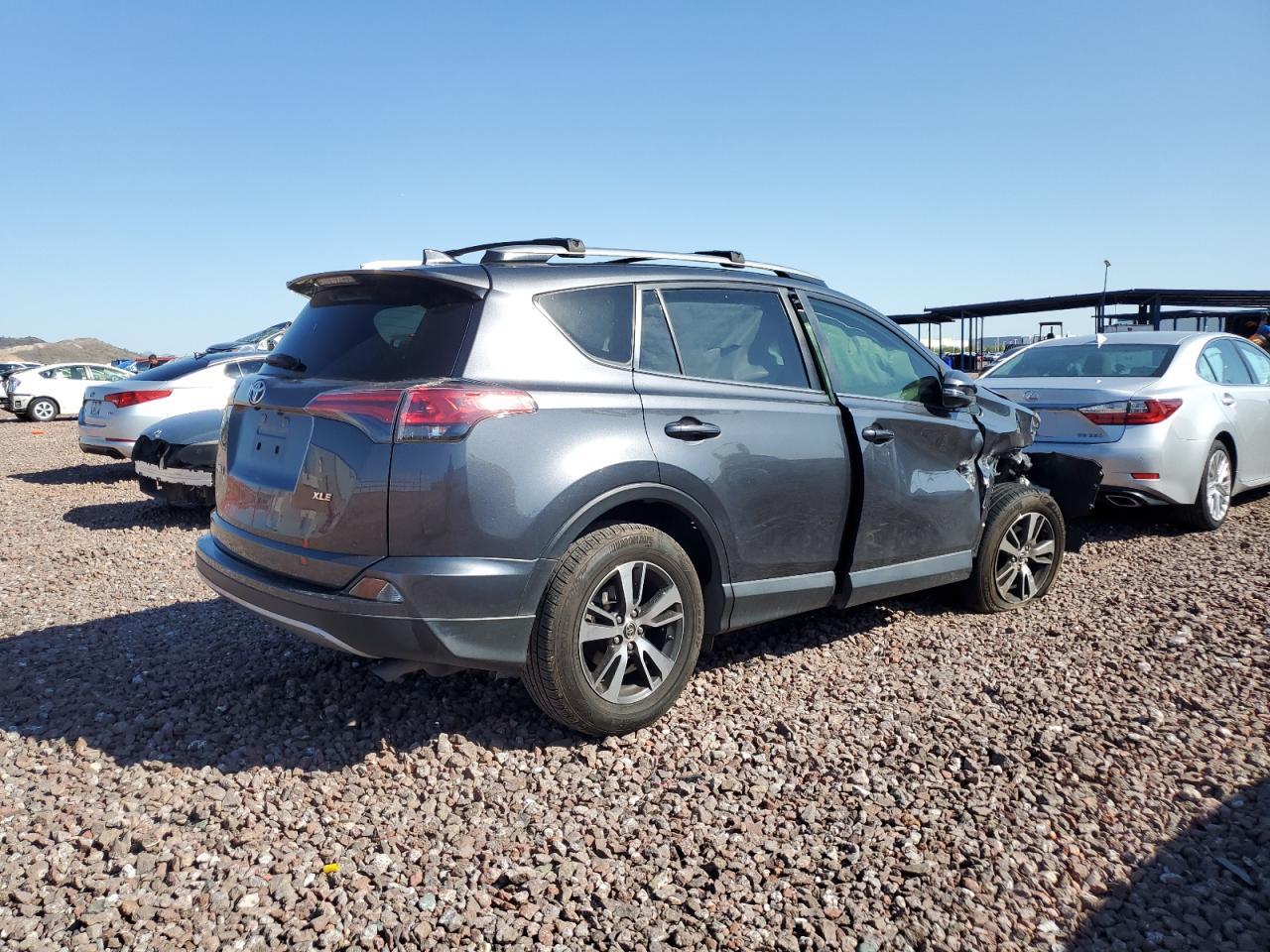 Photo 2 VIN: JTMWFREV1HD099403 - TOYOTA RAV 4 