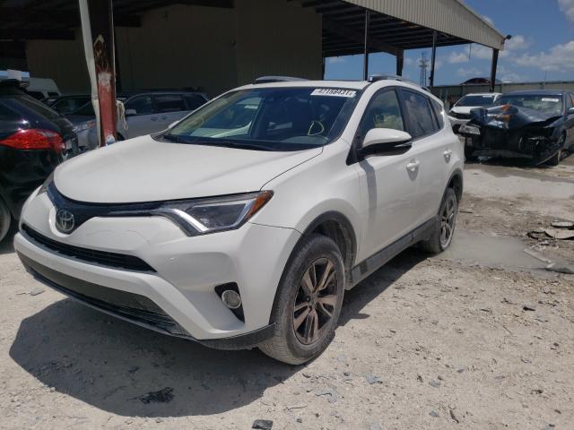 Photo 1 VIN: JTMWFREV1HJ107517 - TOYOTA RAV4 XLE 