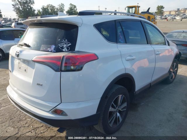 Photo 3 VIN: JTMWFREV1HJ111874 - TOYOTA RAV4 